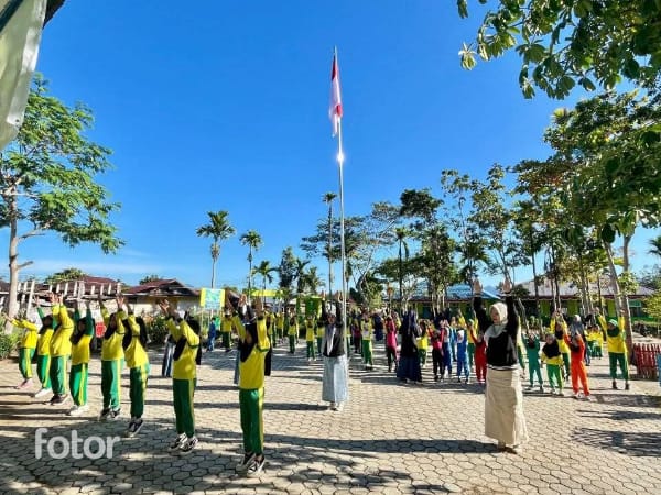 Senam Pagi Tingkatkan Kebugaran di MIN 2 Kerinci