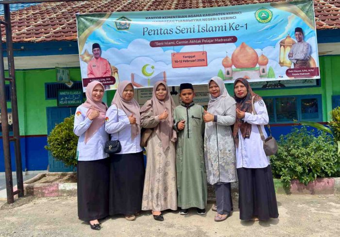 Siswa MIN 2 Kerinci Ikuti Lomba Azan pada Pentas Seni Islami ke-1 di MTsN 5 Kerinci