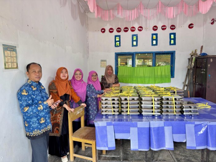Program MBG di MIN 2 Kerinci Berjalan Lancar dan Penuh Manfaat Program MBG di MIN 2 Kerinci Berjalan Lancar dan Penuh Manfaat