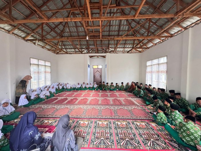 Rutinitas yang Indah di MIN 2 Kerinci: Meningkatkan Kualitas Ibadah dan Spiritualitas Rutinitas yang Indah di MIN 2 Kerinci: Meningkatkan Kualitas Ibadah dan Spiritualitas