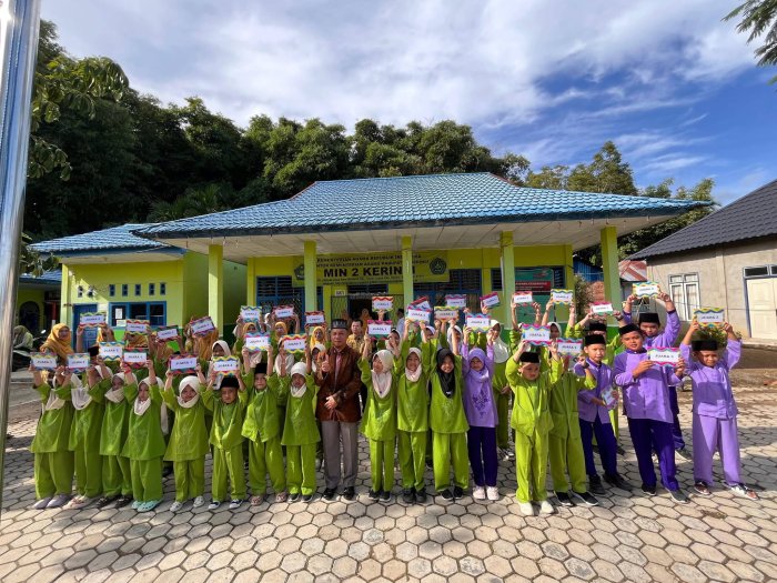 MIN 2 Kerinci Gelar Pengumuman Juara kelas, Siswa siswi Berprestari Diapresiasi
