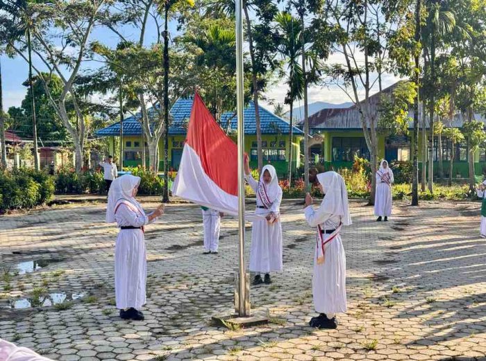 Semangat Baru Awali Hari Pertama Sekolah di MIN 2 Kerinci Pasca Idul Fitri