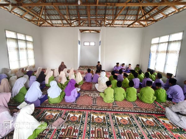 Kegiatan Yasinan Rutin di MIN 2 Kerinci Berjalan Lancar
