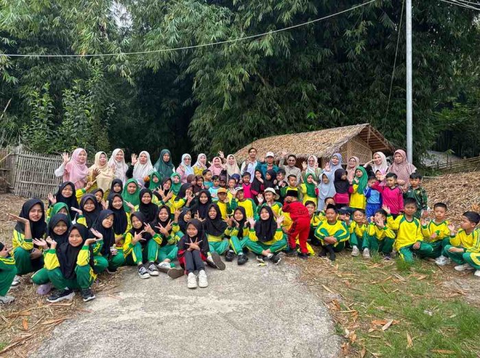 Pererat Silaturahmi dan Jaga Kebugaran, Keluarga Besar MIN 2 Kerinci Sukses Gelar Jalan Santai Pererat Silaturahmi dan Jaga Kebugaran, Keluarga Besar MIN 2 Kerinci Sukses Gelar Jalan Santai
