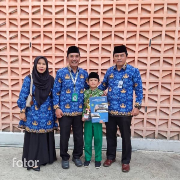 MIN 2 Kerinci Raih Juara Dua Lomba Barisan Indah MIN 2 Kerinci Raih Juara Dua Lomba Barisan Indah