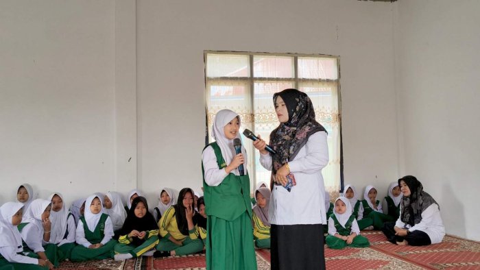 Tanamkan Karakter Qurani Sejak Dini, Siswa MIN 2 Kerinci Rutin Gelar Bimbingan Pagi Pembacaan Ayat Pendek